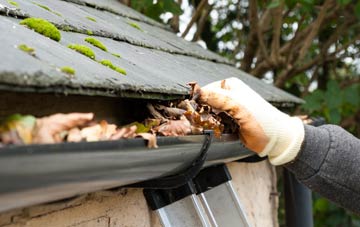 gutter cleaning St Mawgan, Cornwall